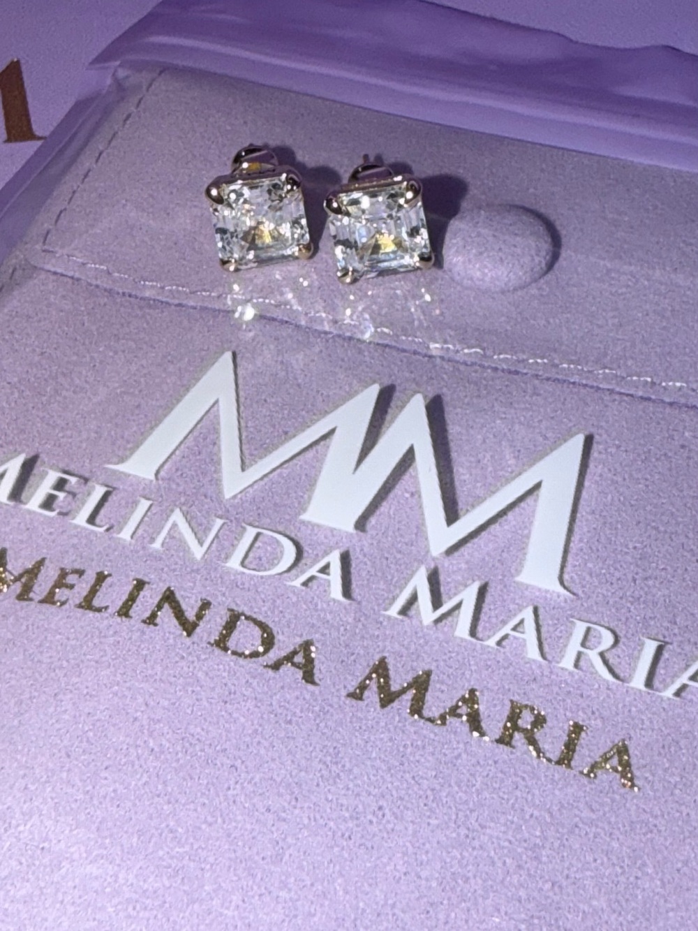 Melinda Maria Jewelry-The Queen's 8mm Studs-Gold/White Diamondettes NIB - Picture 10 of 11